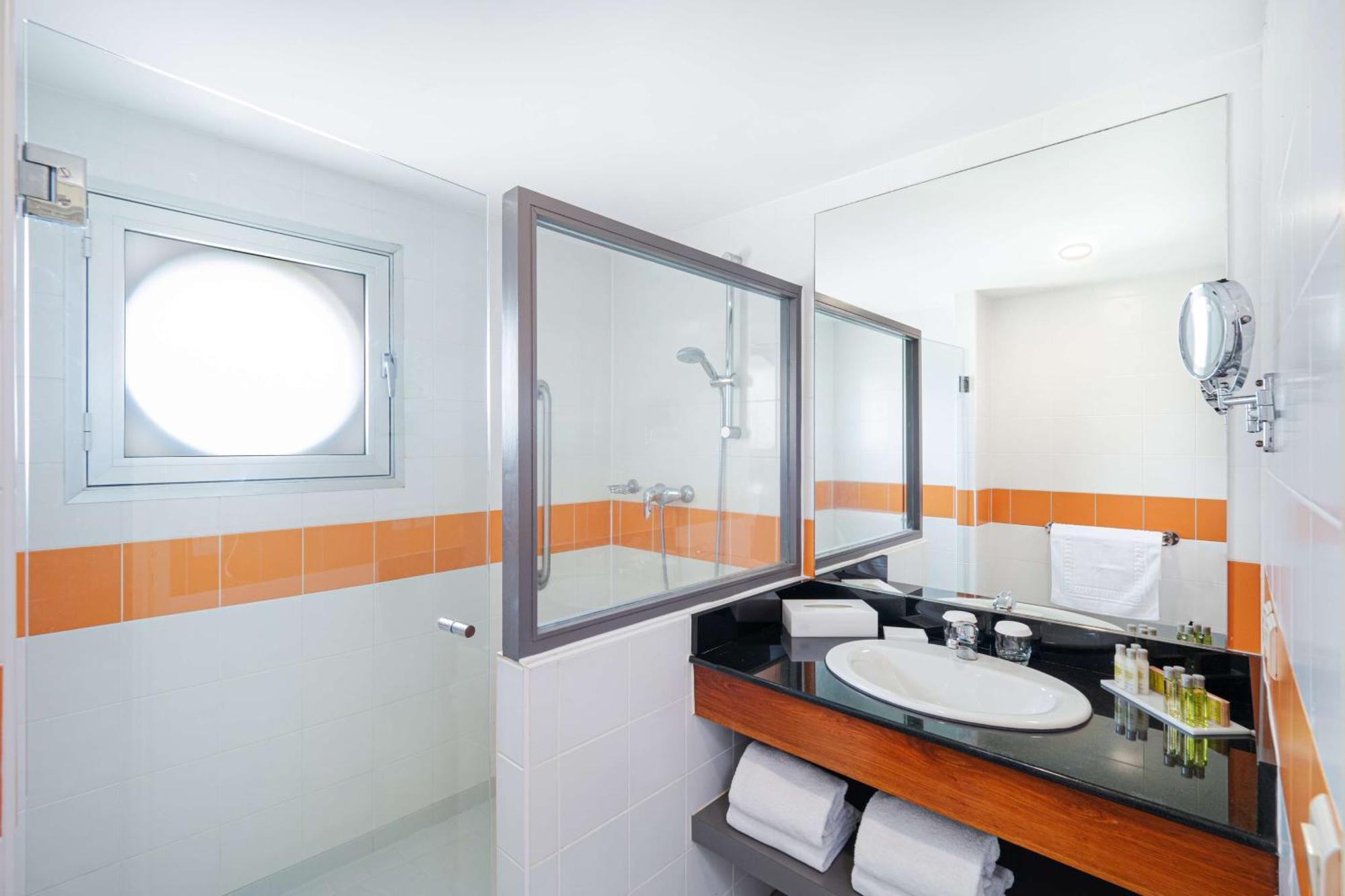 Hilton Noumea La Promenade Residences Екстер'єр фото